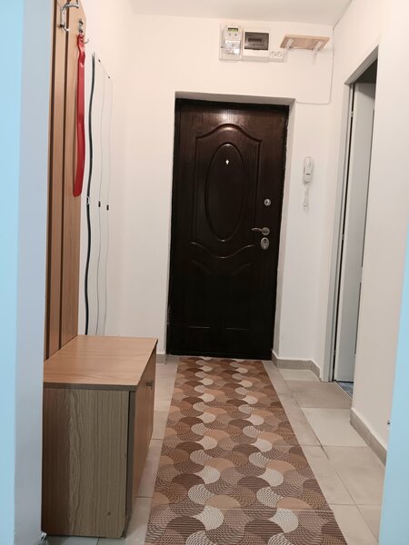 Mega Mall intersectie, stradal